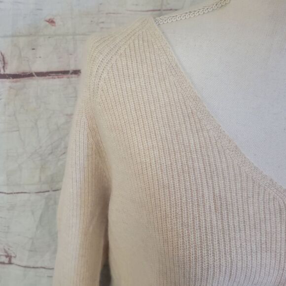 Sundance Cashmere Sweater Size Medium NWT - Picture 4 of 6